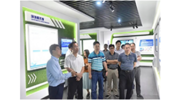 肇庆市高新区党工委副书记、管委会主任王哲一行到幸运传世考察