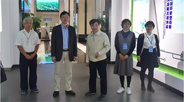 区工商联党组成员、副主席吴振秋一行莅临幸运传世考察调研