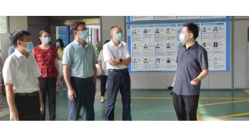 自治区调研督察组莅临幸运传世调研科教振兴工作